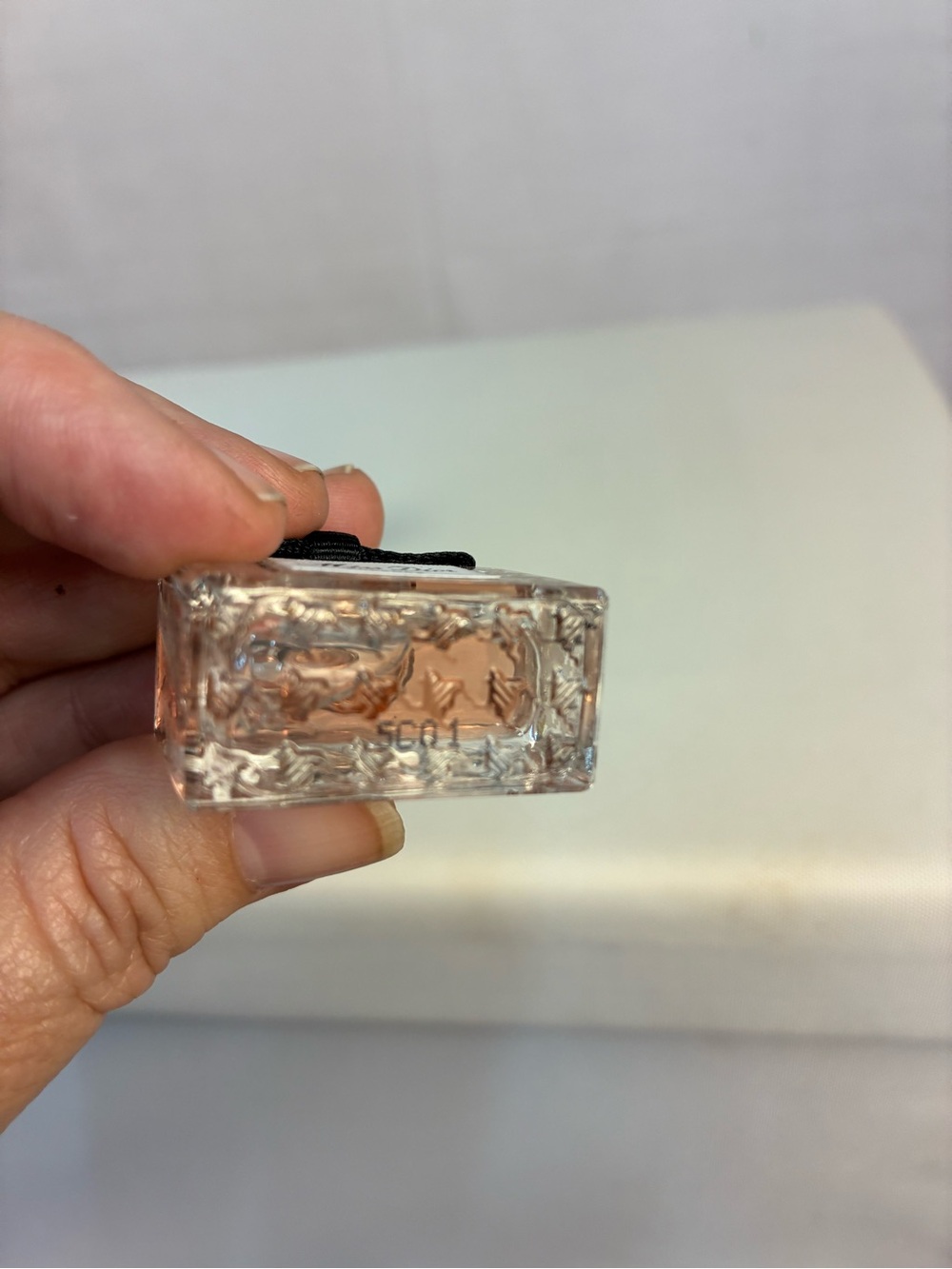 NIB Dior Miss Dior Essence Eau du Parfum Mini 5 ML - Picture 3 of 4